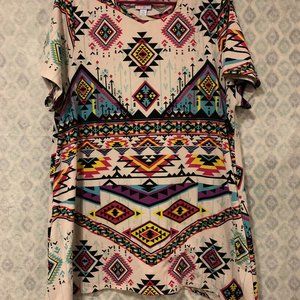 2XL Lularoe Melissa Sharkbite Tunic Top